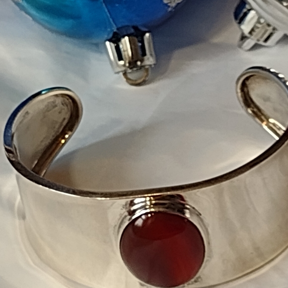 Carnelian Heavy Sterling Silver Bangle - Picture 7 of 12
